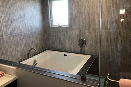 residential-bathroom wide image